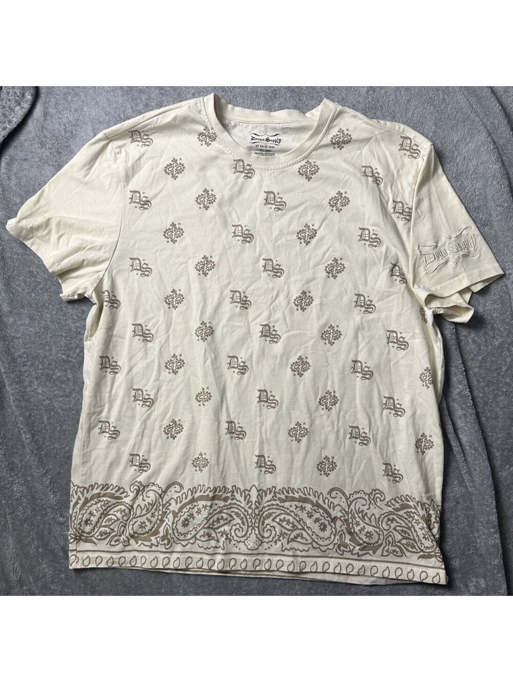 Doggy Supply by Snoop Dogg Shirt 2XL Bandana Paisley All Over Print Hip Hop Tee